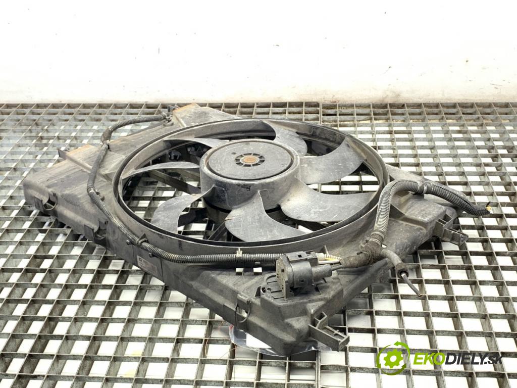 OPEL ASTRA J liftback 2015 74 kW 1.4 (68) 1398 Ventilátor chladiča 13281777 (Ventilátor)
