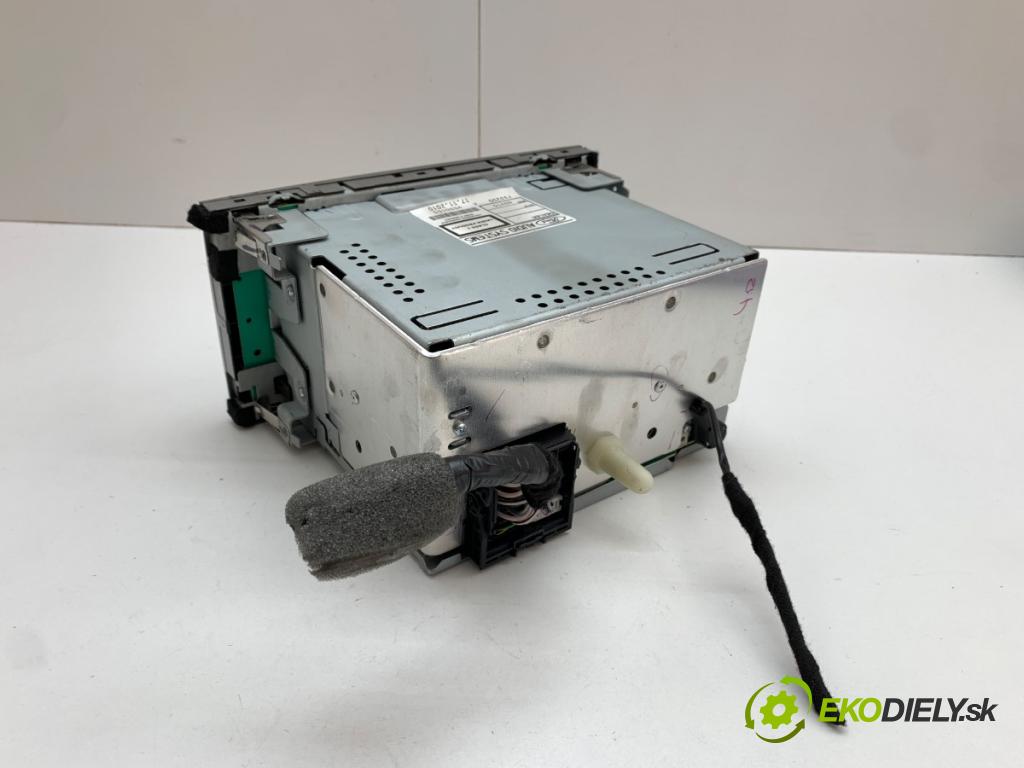 FORD KUGA I SUV 2010 103 kW 2.0 TDCi 1997 RADIO 8V4T-18C815-AE (Audio zařízení)