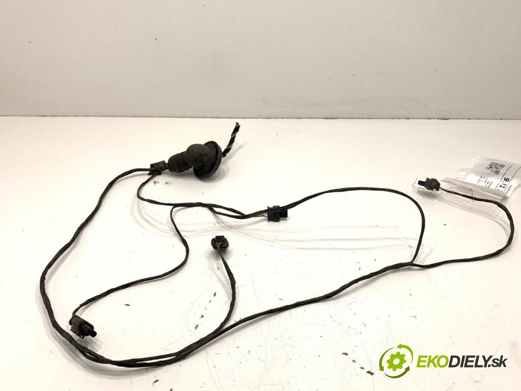 BMW E91 Kombi 2010 180 kW 330 d xDrive 2993 Káblovačka PDC zad