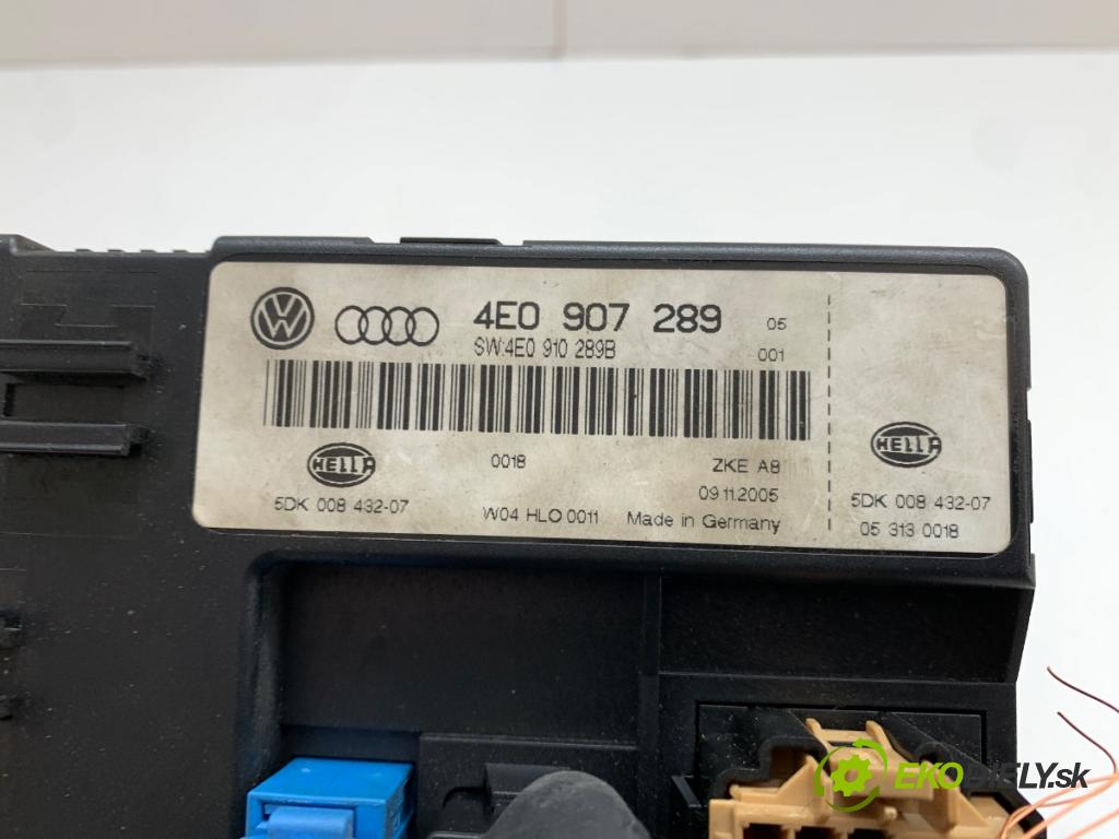 AUDI A8 D3 sedan 2002 246 kW 4.2 quattro 4172 Modul komfortu 4E0907289 (Modul komfortu)
