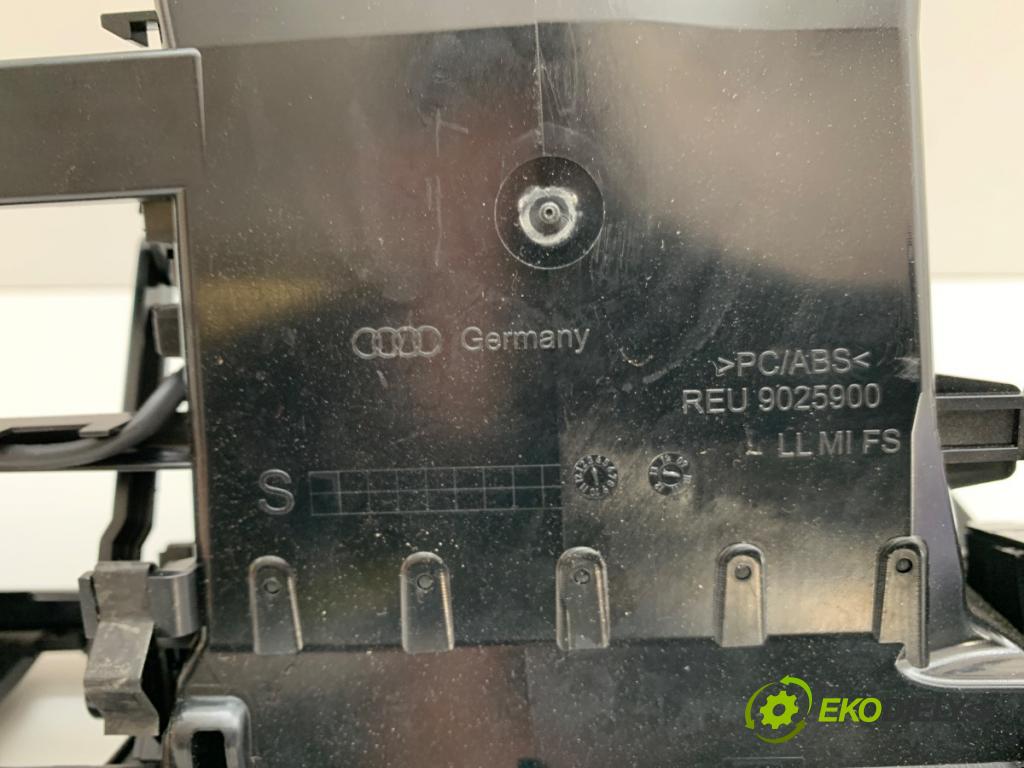 AUDI A6 C7 Kombi 2013 130 kW 2.0 TDI 1968 mří topení přední část střední