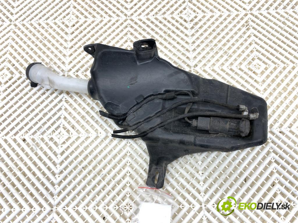 OPEL ASTRA J liftback 2015 74 kW 1.4 (68) 1398 nádržka ostřikovačů 13260579