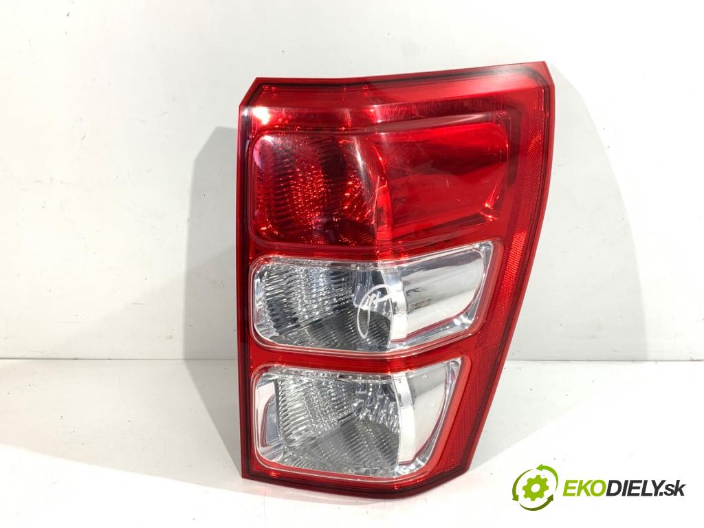 SUZUKI GRAND VITARA II samochód terenowy zamknięty 2008 95 kW 1.9 DDiS Napęd na wszystkie koła (JT419, TD44, JB419WD,... 1870 Svetlo pravy zad 220-59079