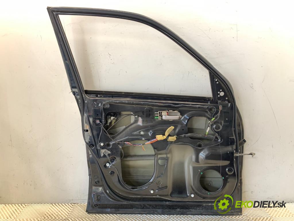 SUZUKI GRAND VITARA II samochód terenowy zamknięty 2008 95 kW 1.9 DDiS Napęd na wszystkie koła (JT419, TD44, JB419WD,... 1870 Dvere ľavy predný