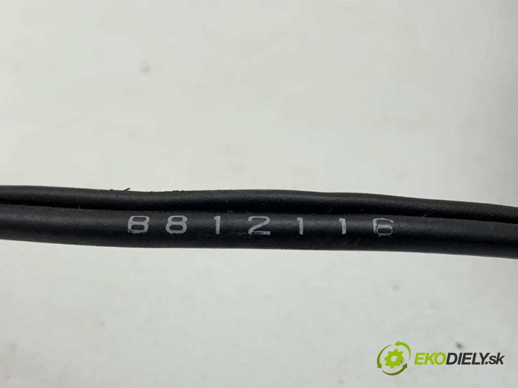 SUZUKI GRAND VITARA II samochód terenowy zamknięty 2008 95 kW 1.9 DDiS Napęd na wszystkie koła (JT419, TD44, JB419WD,... 1870 ANTENA