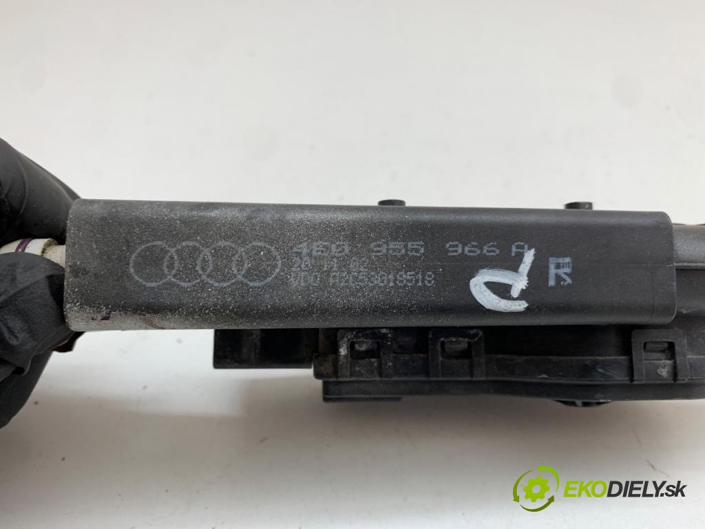 AUDI A8 D3 sedan 2002 246 kW 4.2 quattro 4172 ostrekovača svetla pravy predný 4E0955966A