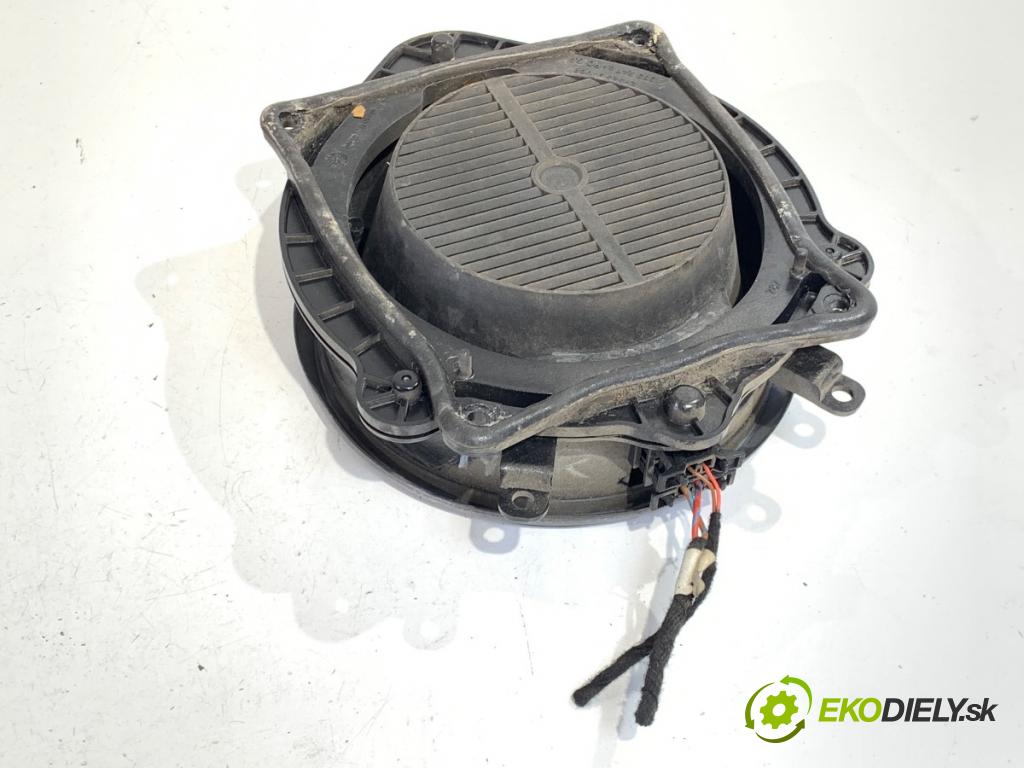 AUDI A8 D3 sedan 2002 246 kW 4.2 quattro 4172 reproduktory 4E0035412A