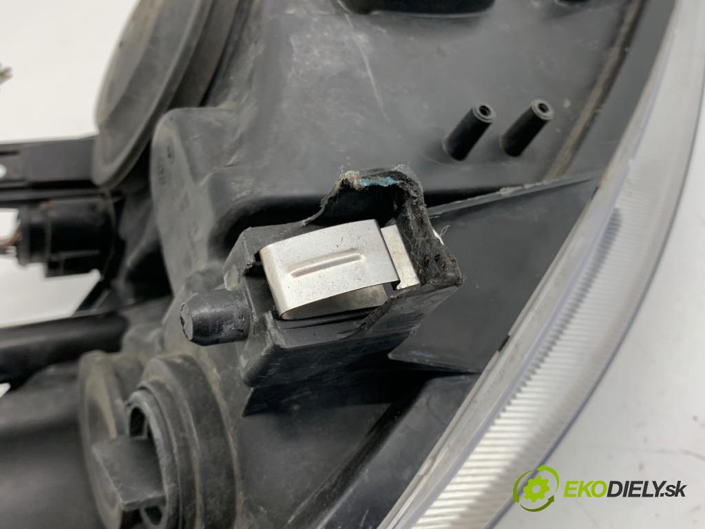 FORD KUGA I SUV 2011 103 kW 2.0 TDCi 4x4 1997 Svetlomet ľavy predný 8V41-13W030-AC