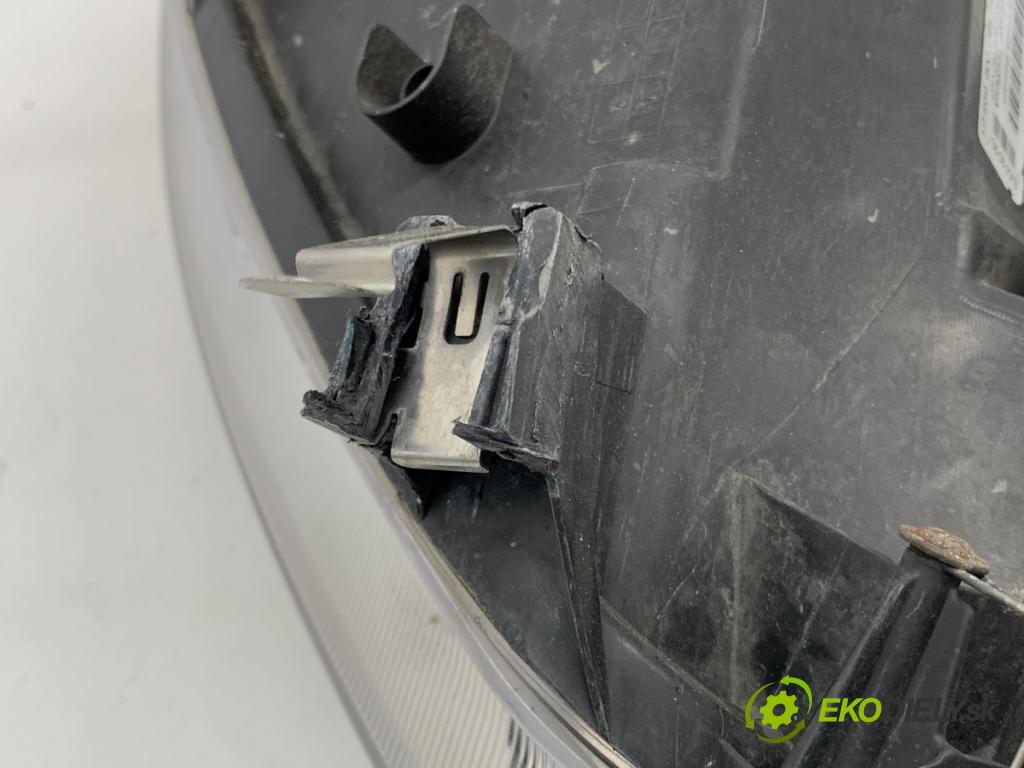 FORD KUGA I SUV 2011 103 kW 2.0 TDCi 4x4 1997 Svetlomet ľavy predný 8V41-13W030-AC