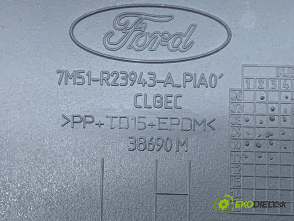 FORD KUGA I SUV 2011 103 kW 2.0 TDCi 4x4 1997 ča dveře levý přední část