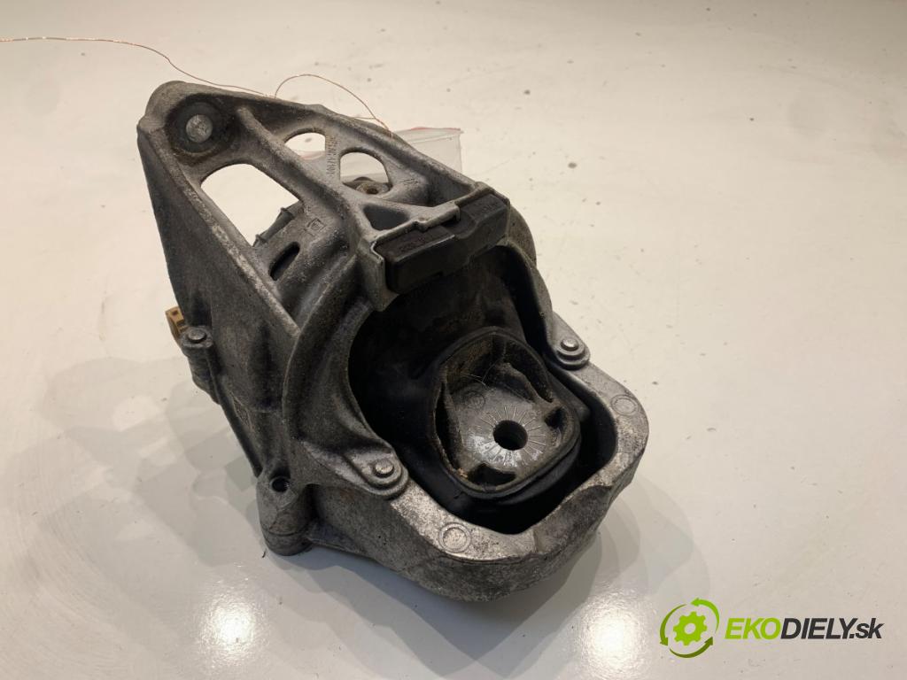 AUDI Q5 FY SUV 2021 195 kW 45 TFSI Mild Hybrid quattro 1984 AirBag Motor ľavy 782215150182