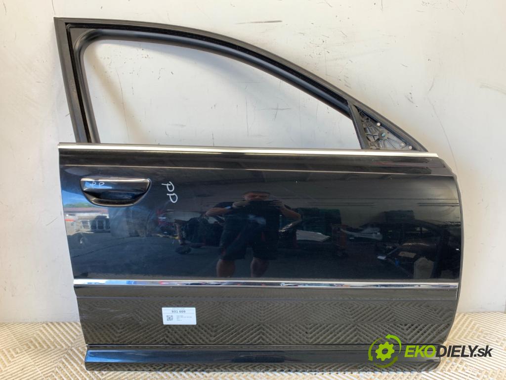 AUDI A8 D3 sedan 2005 191 kW 3.2 FSI 3123 dveře pravý přední část 