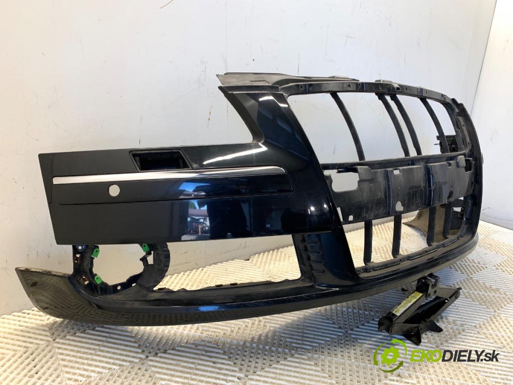 AUDI A8 D3 sedan 2005 191 kW 3.2 FSI 3123 nárazník přední část  (Klika dveří ostatní)