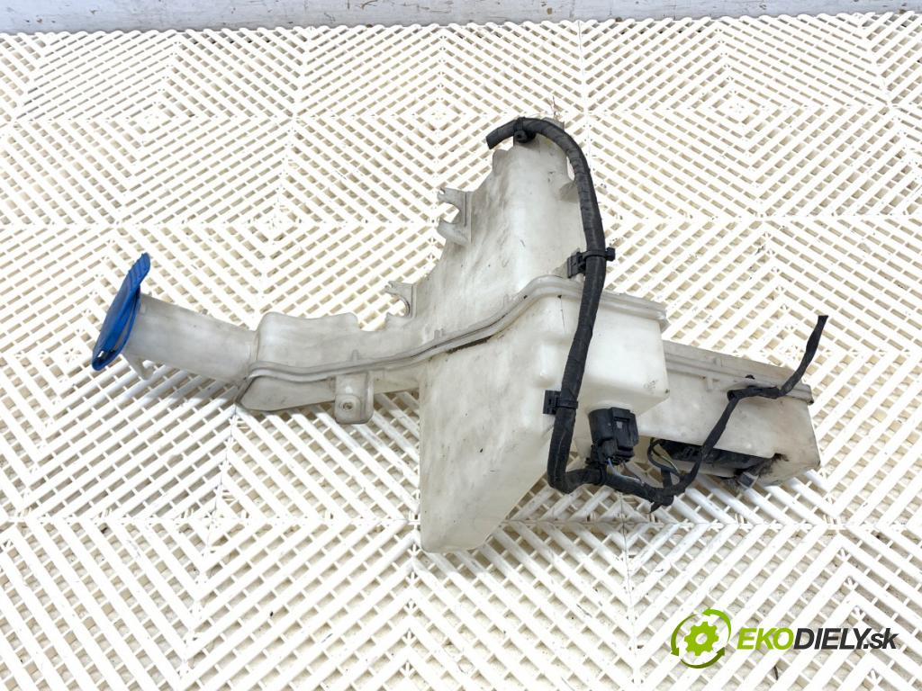 VW PASSAT CC B6 coupe 2010 147 kW 2.0 TFSI 1984 nádržka ostřikovačů 3C8955453C