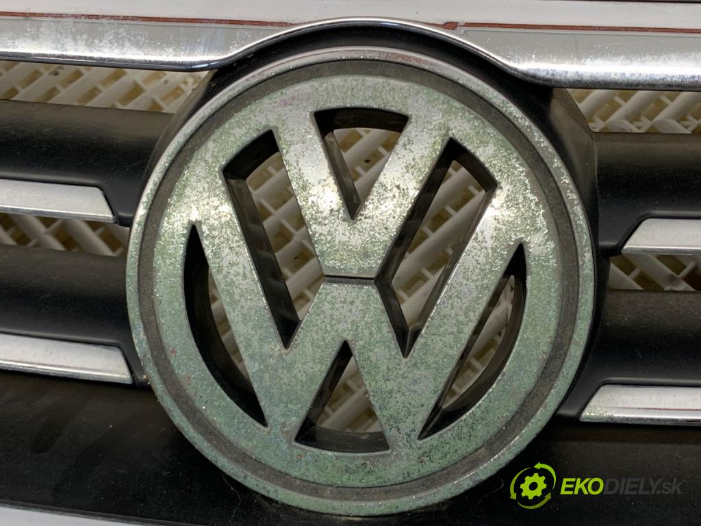 VW PASSAT CC B6 coupe 2010 147 kW 2.0 TFSI 1984 mřížka maska  (Přední mřížka (maska chladiče))