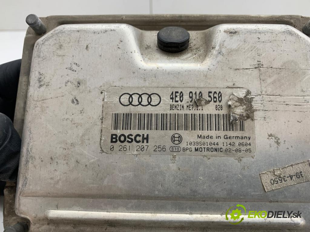 AUDI A8 D3 sedan 2002 246 kW 4.2 quattro 4172 řídící jednotka motora 4E0910560 (Řídicí jednotka)