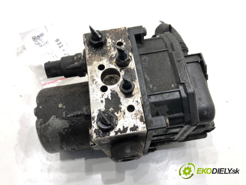 AUDI A8 D3 sedan 2002 246 kW 4.2 quattro 4172 Pumpa ABS 4E0614517E (Pumpa ABS)