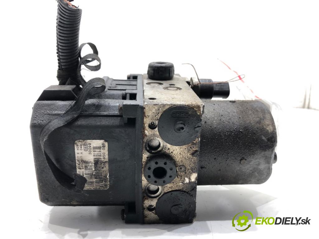AUDI A8 D3 sedan 2002 246 kW 4.2 quattro 4172 Pumpa ABS 4E0614517E (Pumpa ABS)
