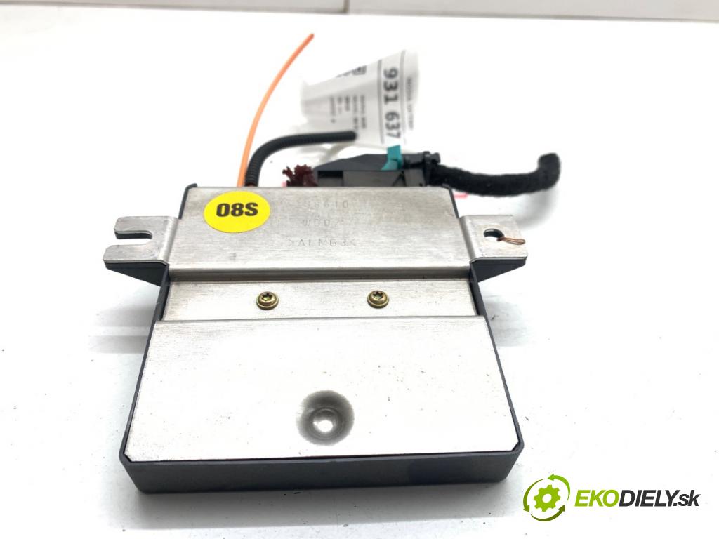 AUDI A8 D3 sedan 2002 246 kW 4.2 quattro 4172 modul GATEWAY 4E0907468A
