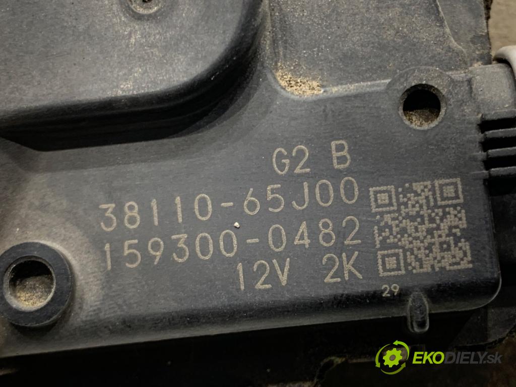 SUZUKI GRAND VITARA II samochód terenowy zamknięty 2008 95 kW 1.9 DDiS Napęd na wszystkie koła (JT419, TD44, JB419WD,... 1870 Mechanizmus stieračov predný 38110-65J00 (Motorček stieračov predný)