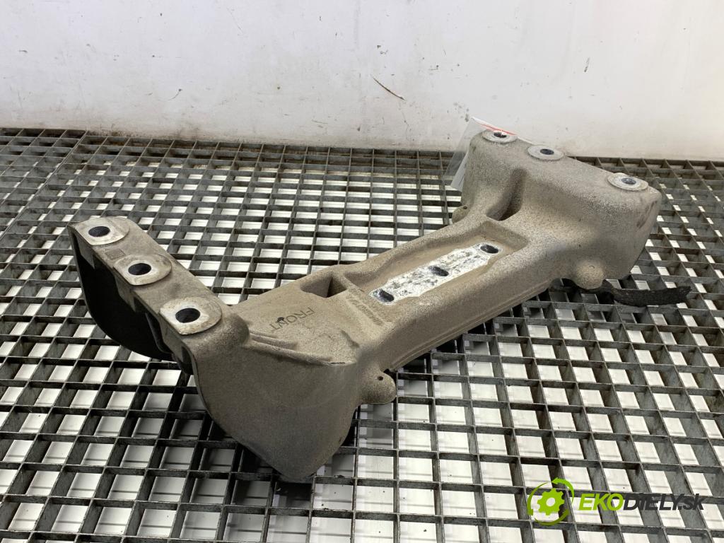 JEEP GRAND CHEROKEE WL SUV 2021 210 kW 3.6 4WD 3604 držák převodovky 68428575AA