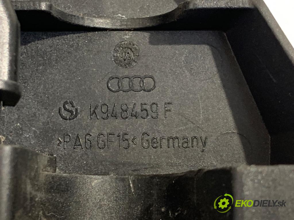 AUDI A8 D3 sedan 2005 191 kW 3.2 FSI 3123 svorka plus 4E0971845F