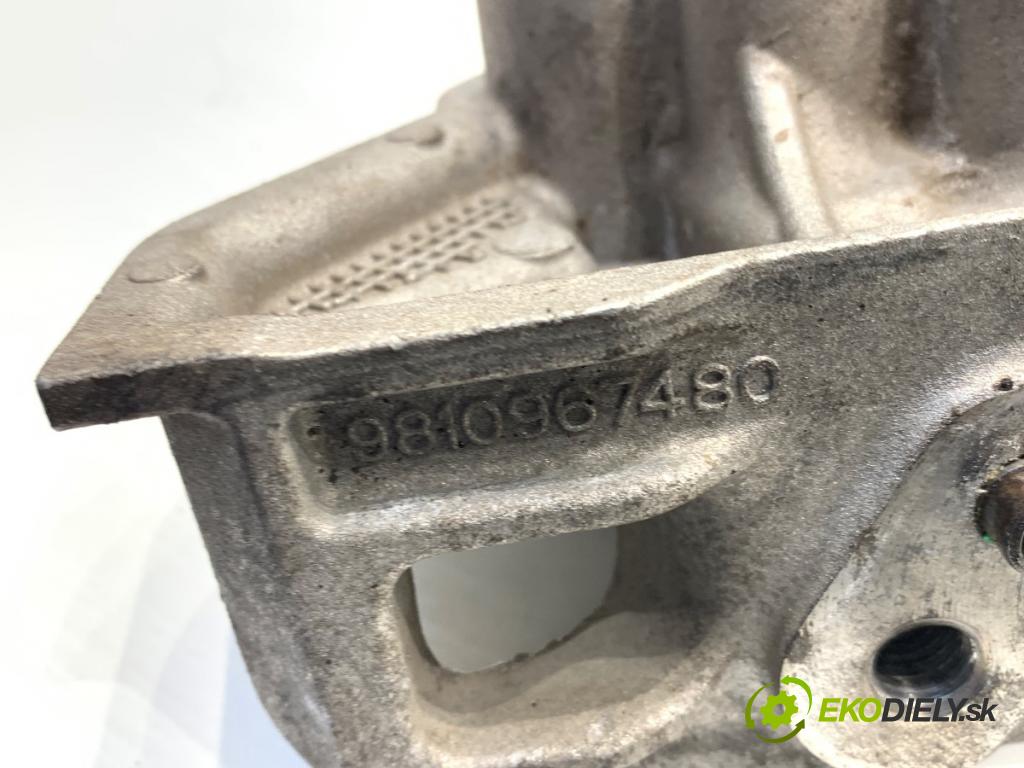 TOYOTA PROACE Nadwozie pełne/minivan 2024 75 kW 1.5 D-4D 100 (BPZMD) 1499 Držiak Motor 9810967480
