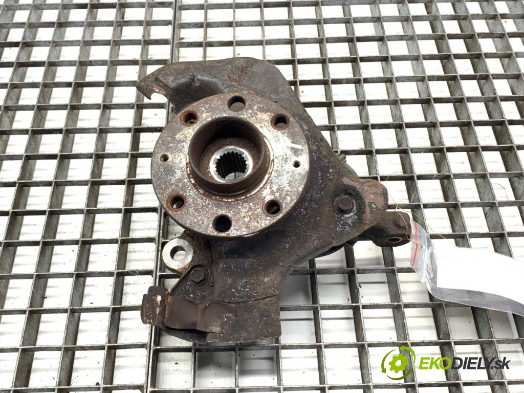 FIAT GRANDE PUNTO liftback 2011 51 kW 1.2 1242 náboj levý přední část 