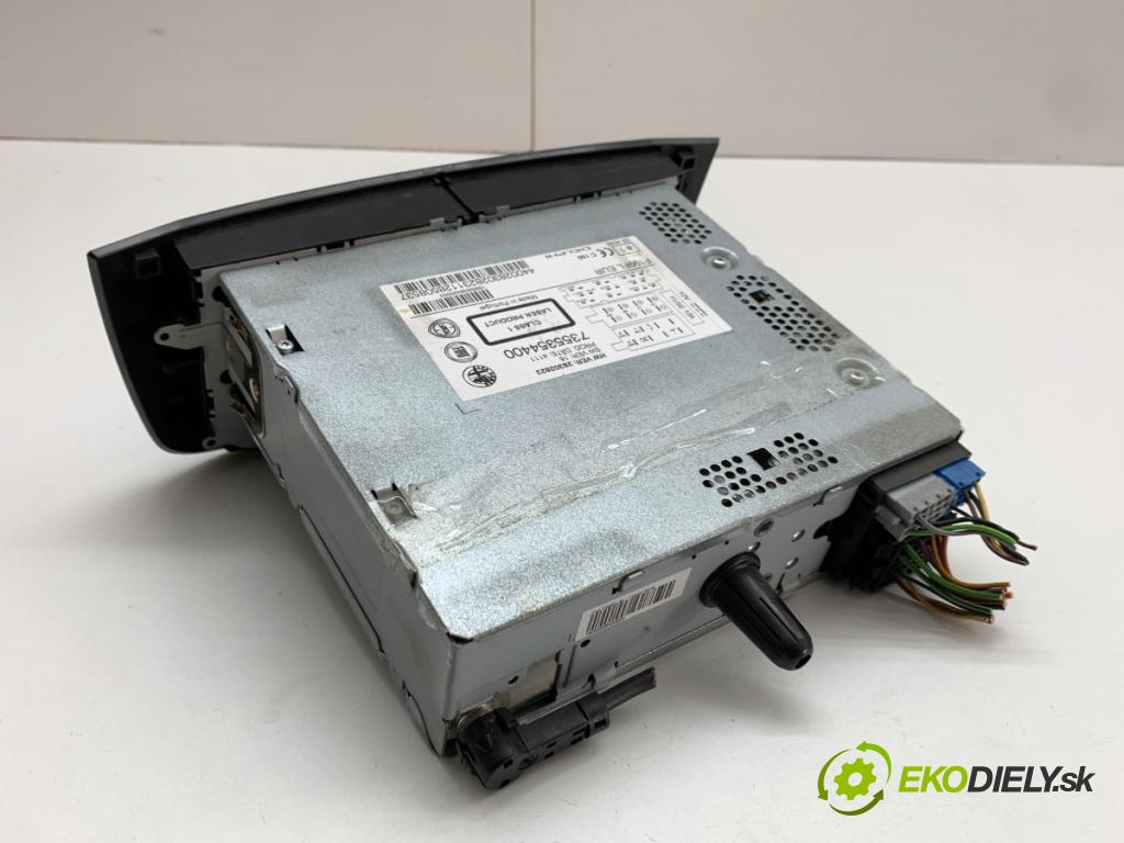FIAT PUNTO EVO liftback 2011 51 kW 1.2 1242 RADIO 7355354400 (Audio zařízení)