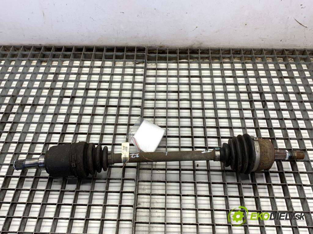 FIAT GRANDE PUNTO liftback 2011 51 kW 1.2 1242 poloos levý přední část 55700562