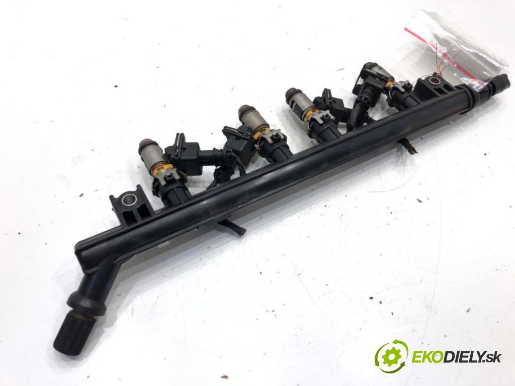 FIAT PUNTO EVO liftback 2011 51 kW 1.2 1242 lišta vstřikovací CB261B (Vstřikovací lišta)