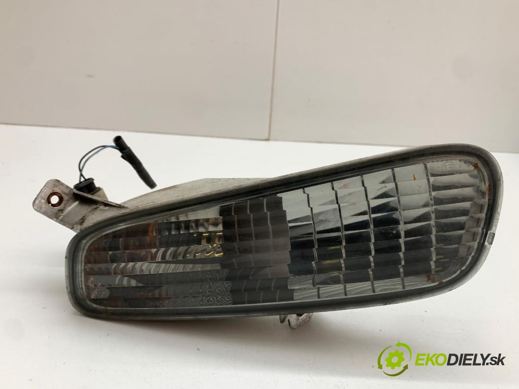 FIAT PUNTO EVO liftback 2011 51 kW 1.2 1242 směrovka levý přední část 51858823 (Klika dveří ostatní)