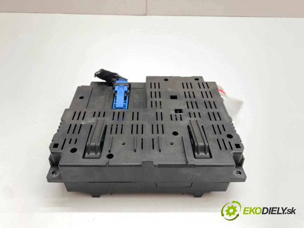 FIAT PUNTO EVO liftback 2011 51 kW 1.2 1242 modul řídící jednotka BLUE&ME 51902811
