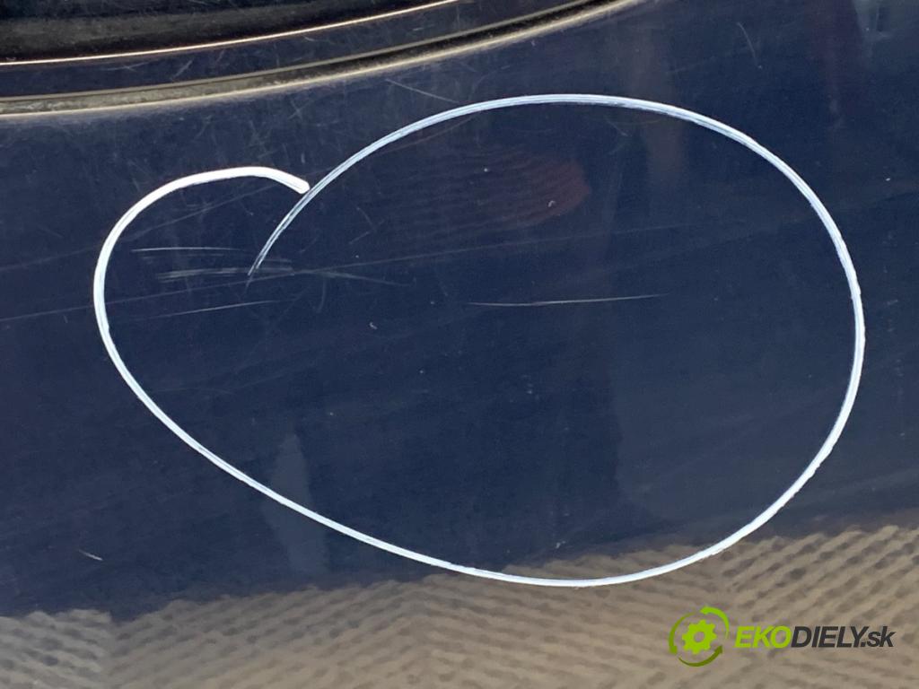 FIAT PUNTO EVO liftback 2011 51 kW 1.2 1242 dveře pravý přední část