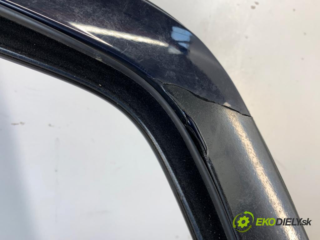 FIAT PUNTO EVO liftback 2011 51 kW 1.2 1242 dveře pravý přední část