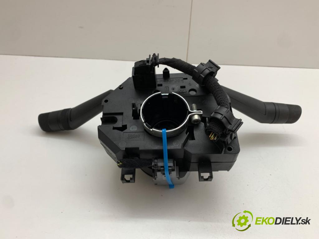 FIAT PUNTO EVO liftback 2011 51 kW 1.2 1242 přepínač kombinovaný  (Páčky pod volantem)