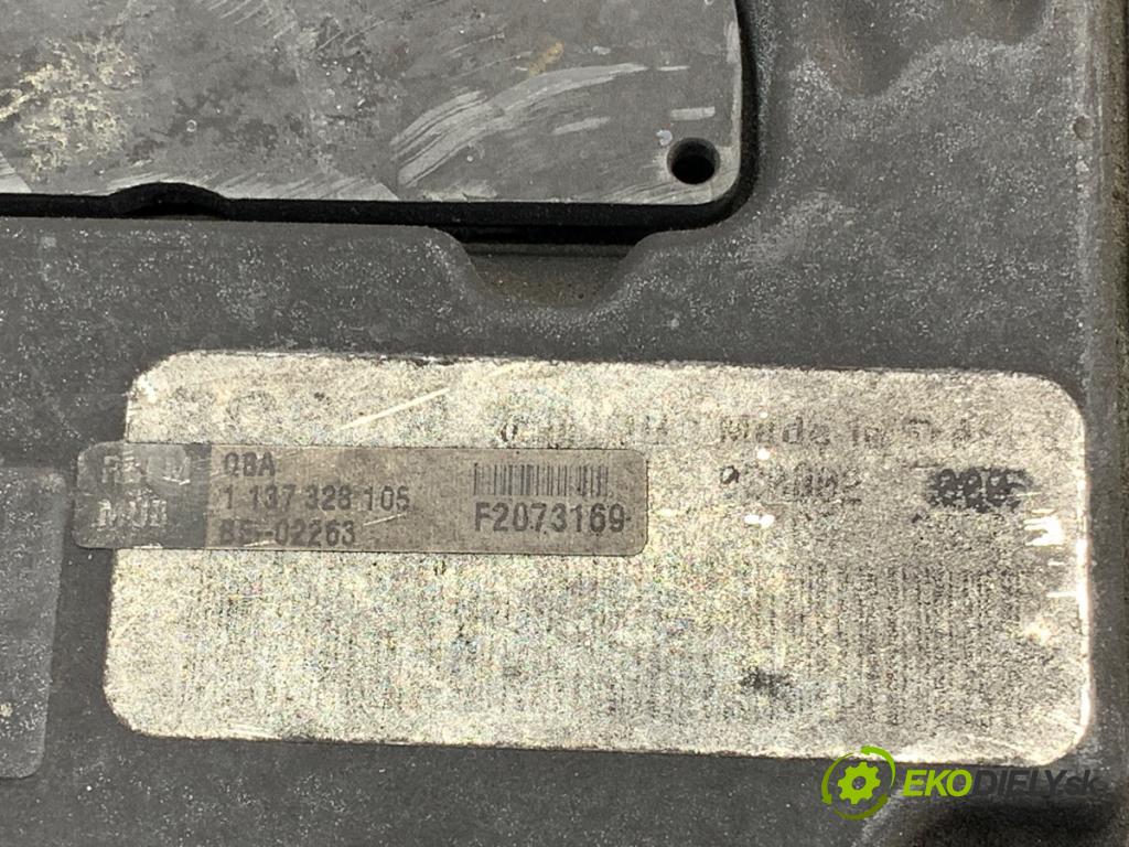 AUDI A8 D3 sedan 2002 246 kW 4.2 quattro 4172 Ventilátor chladiča 4E0959455H (Ventilátor)