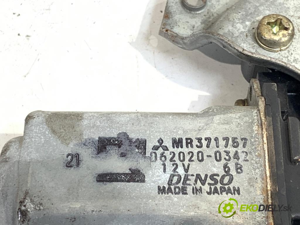 MITSUBISHI PAJERO PININ I samochód terenowy zamknięty 2001 95 kW 2.0 GDI (H67W, H77W) 1999 Mechanizmus okna ľavy predný MR371757
