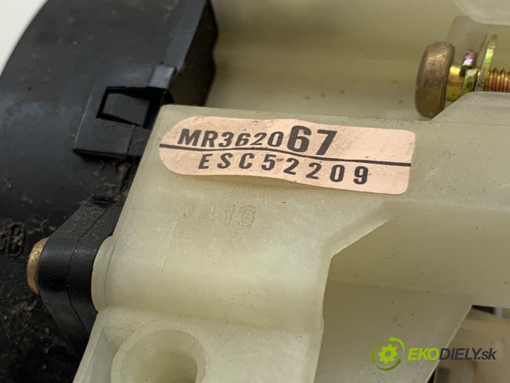 MITSUBISHI PAJERO PININ I samochód terenowy zamknięty 2001 95 kW 2.0 GDI (H67W, H77W) 1999 Prepínač kombinovaný MR362067 (Prepínacie páčky pod volantom)