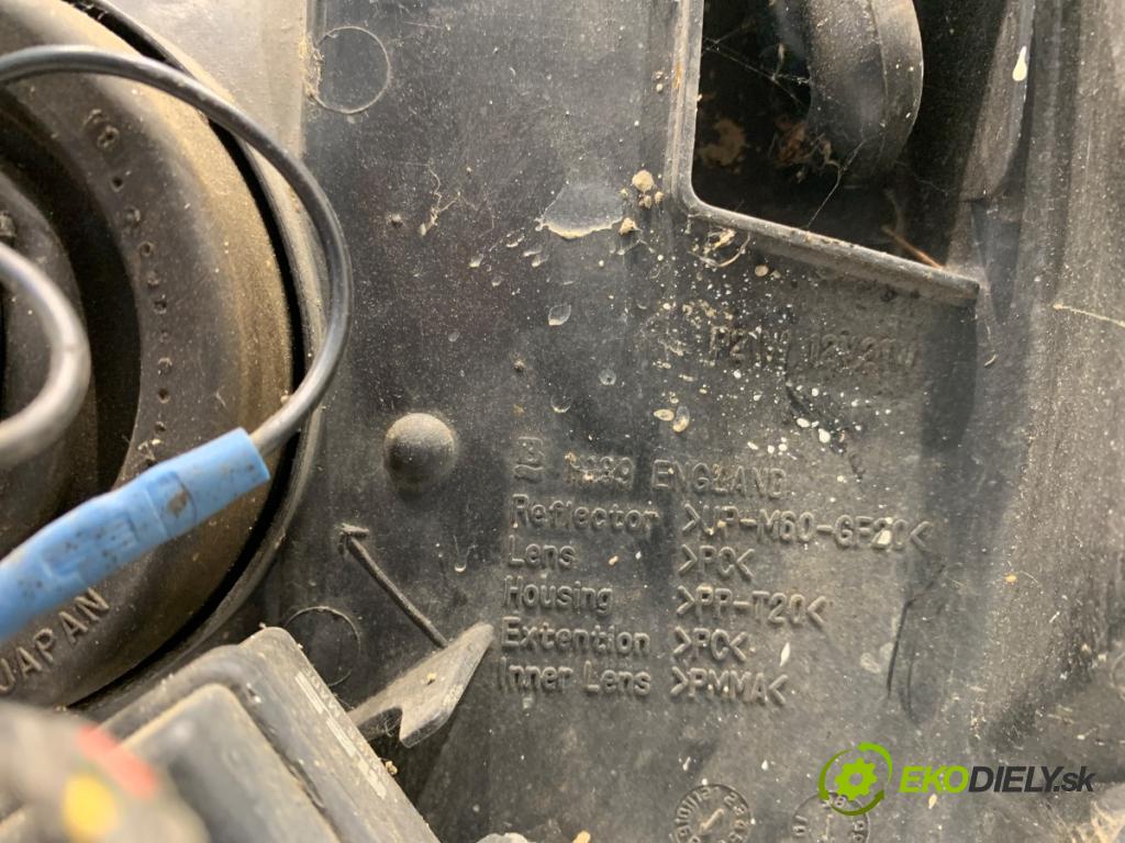 MITSUBISHI PAJERO PININ I samochód terenowy zamknięty 2001 95 kW 2.0 GDI (H67W, H77W) 1999 světlomet pravý přední část