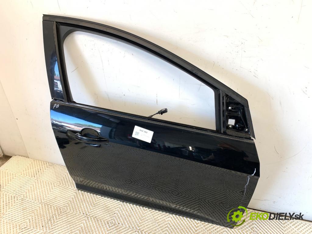 FORD FOCUS III Kombi 2016 88 kW 1.5 TDCi 1499 dveře pravý přední část JF