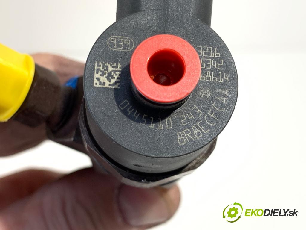ALFA ROMEO 159 sedan 2024 110 kW 1.9 JTDM 16V (939AXC1B, 939AXC12) 1910 vstrekovač 0445110243 (Vstrekovač paliva)
