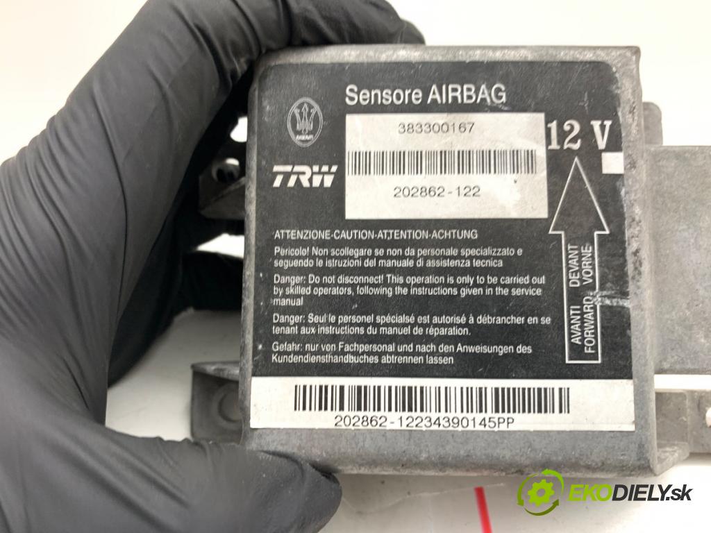 MASERATI 3200 GT coupe 2000 271 kW 3.2 Biturbo V8 32V 3217 senzor airbag 383300167 (Snímač)