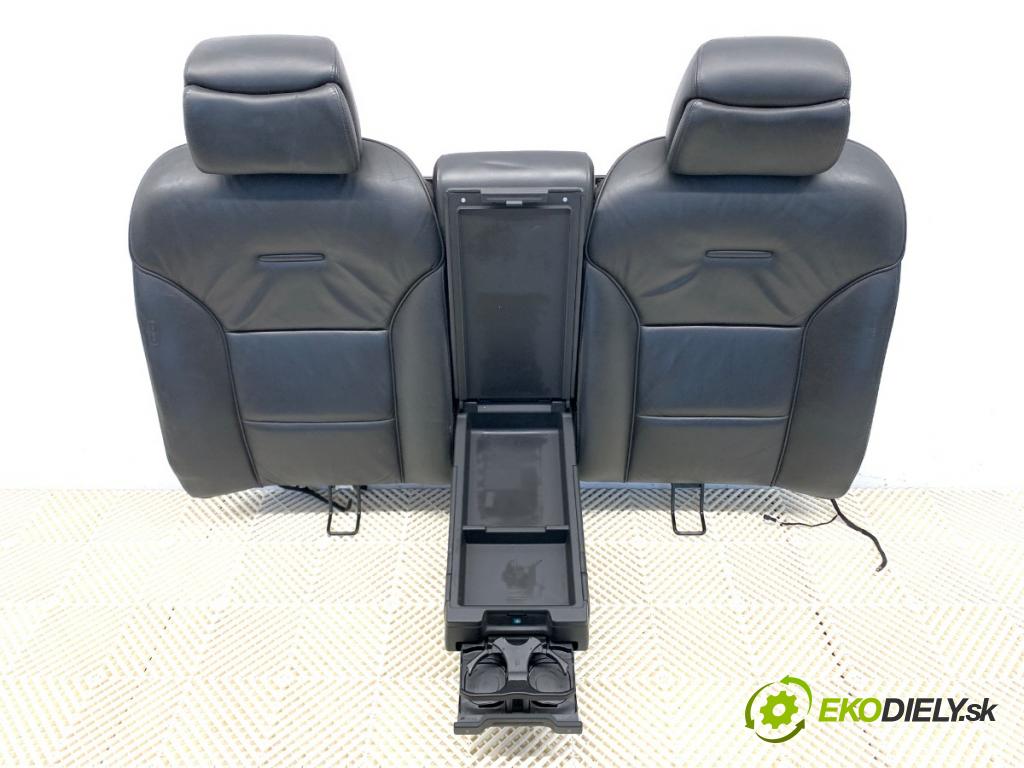 AUDI A8 D3 sedan 2005 191 kW 3.2 FSI 3123 sedadlo druhý VLÁDA: