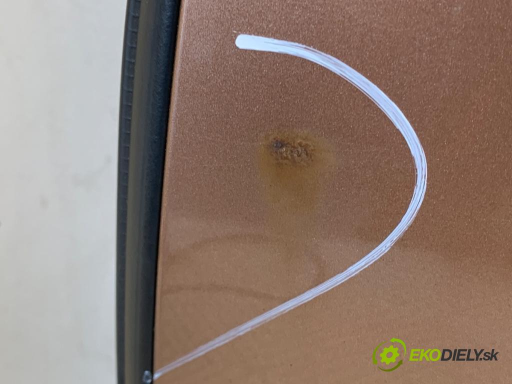 SKODA YETI SUV 2012 90 kW 1.4 TSI 1390 Dvere ľavy zad LF2V