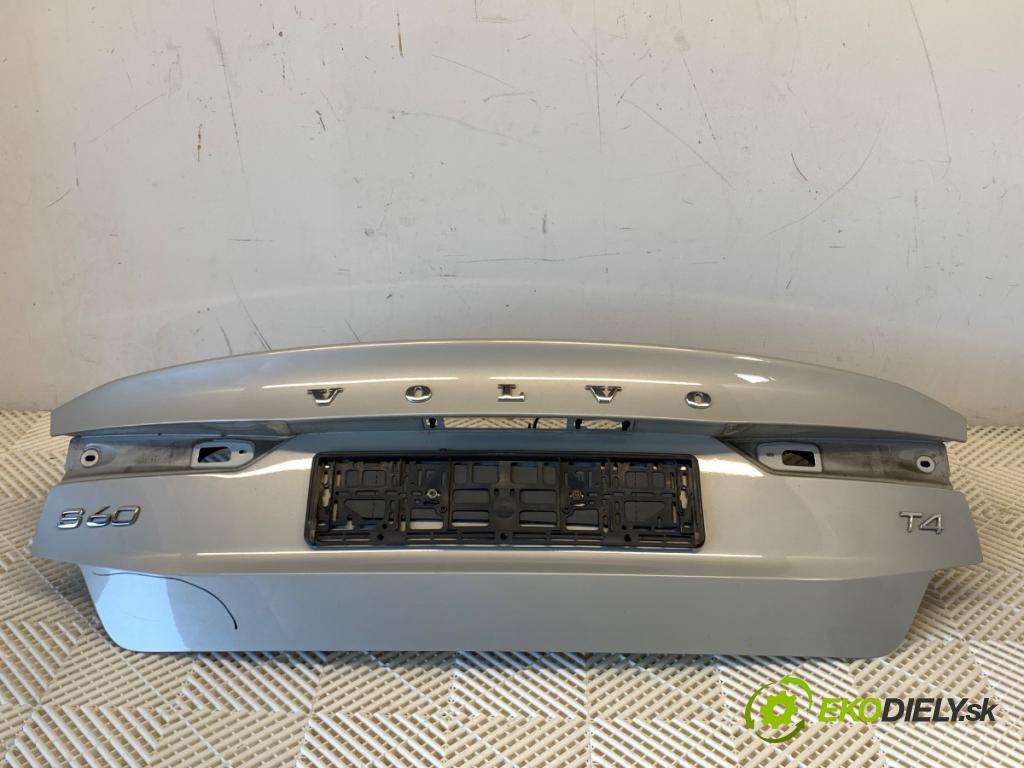 VOLVO S60 III sedan 2020 140 kW T4 1969 kapota zad 726