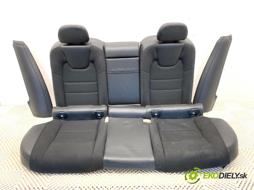 VOLVO S60 III sedan 2020 140 kW T4 1969 Sedadlo druhý rad 