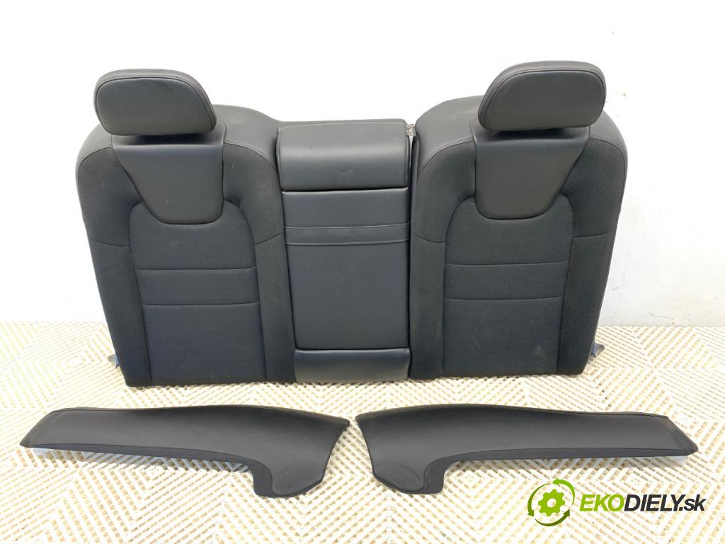 VOLVO S60 III sedan 2020 140 kW T4 1969 Sedadlo druhý rad