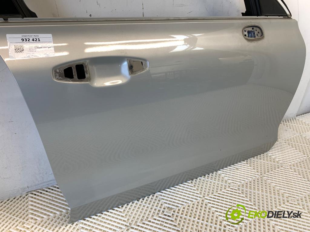 VOLVO S60 III sedan 2020 140 kW T4 1969 Dvere pravy predný 726