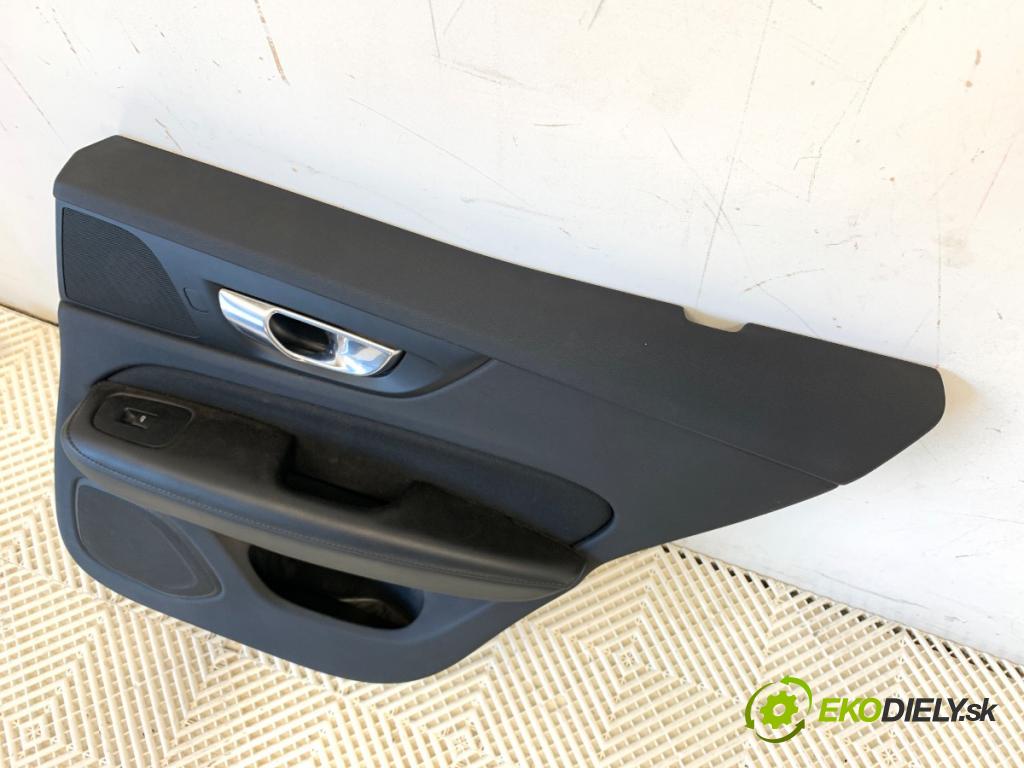 VOLVO S60 III sedan 2020 140 kW T4 1969 čalúnenie Dvere pravy zad